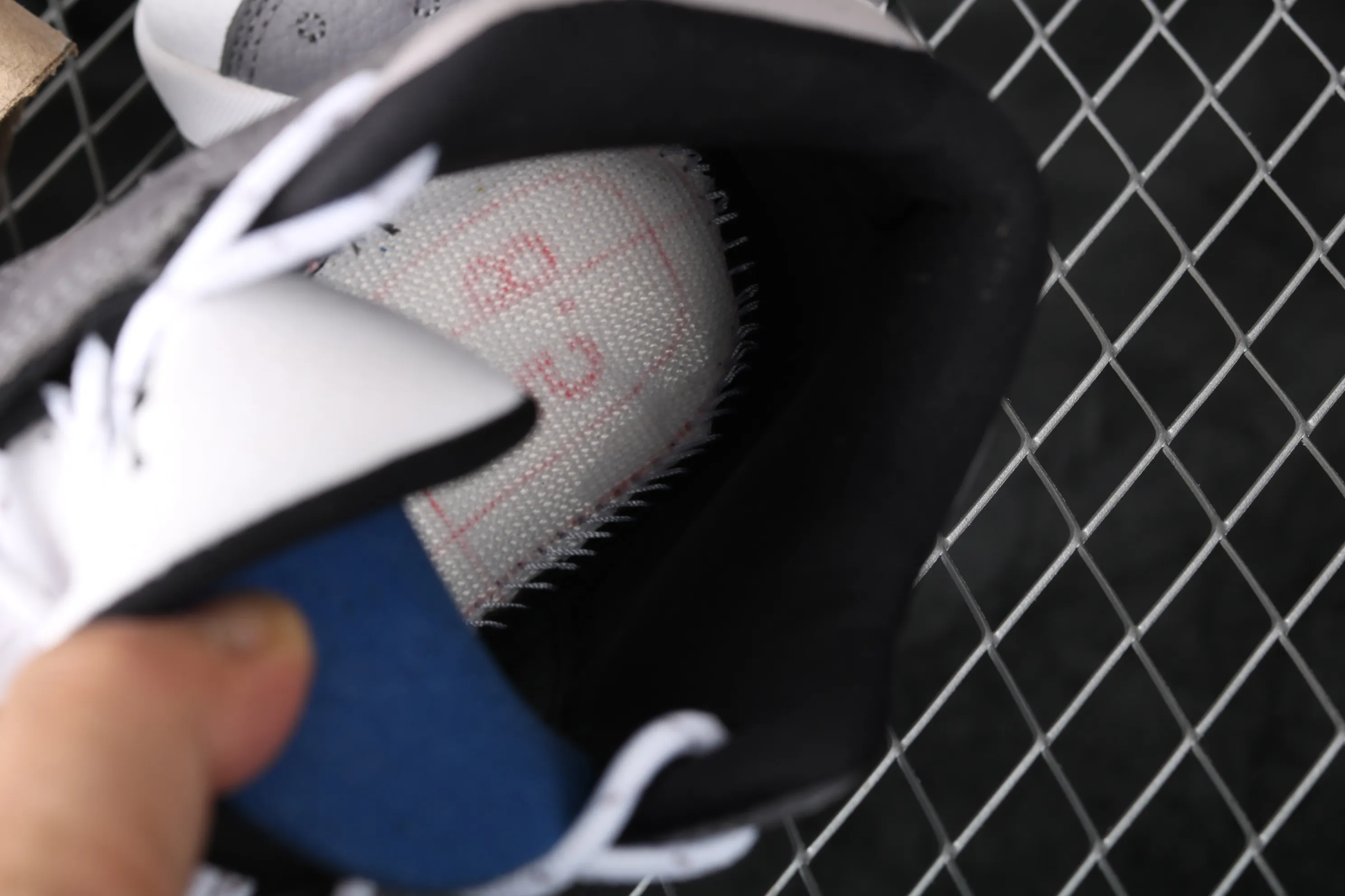 All categories Air Jordan Jordan series basketball shoes Air Jordan 13 Air Jordan 13 Retro AJ13 cool gray original real carbon real cat 414571-016